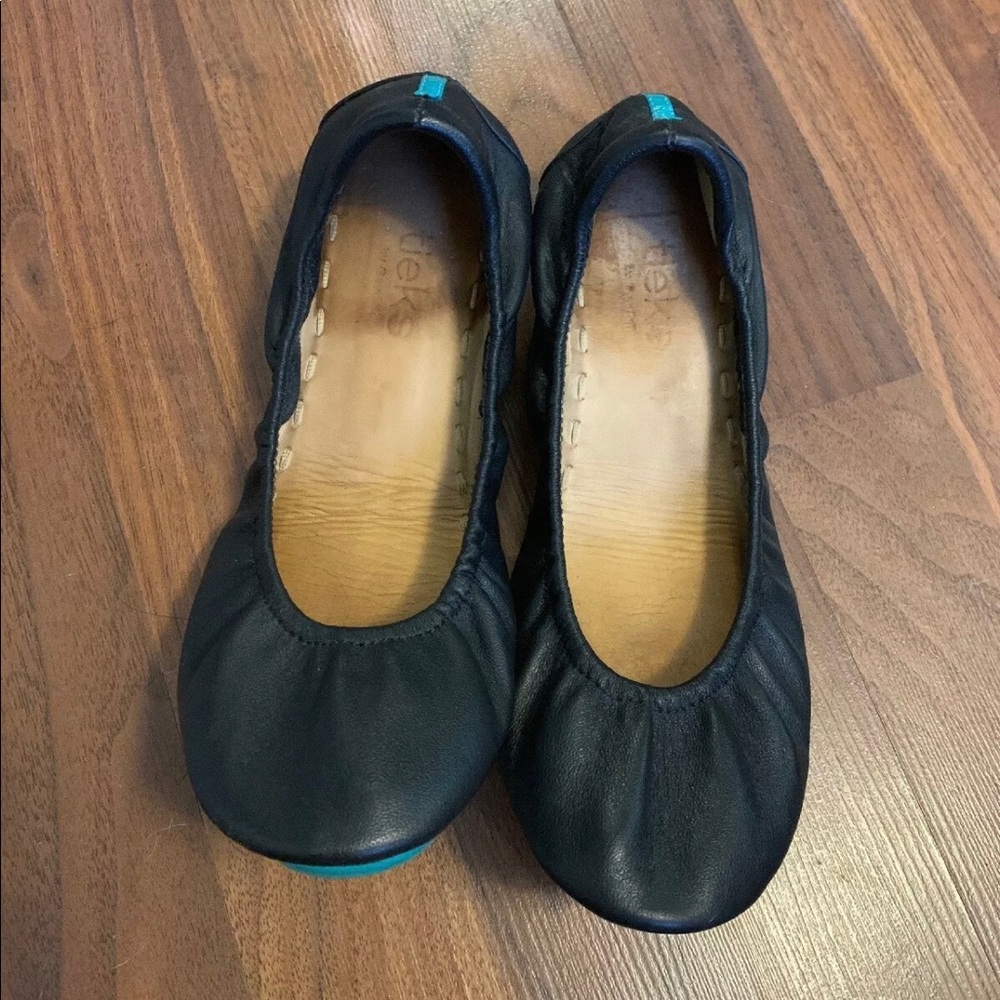 Tieks ballet flats black matte 7